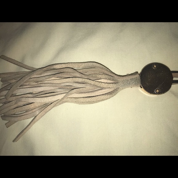 Classic Handbag - Picture 9 of 10